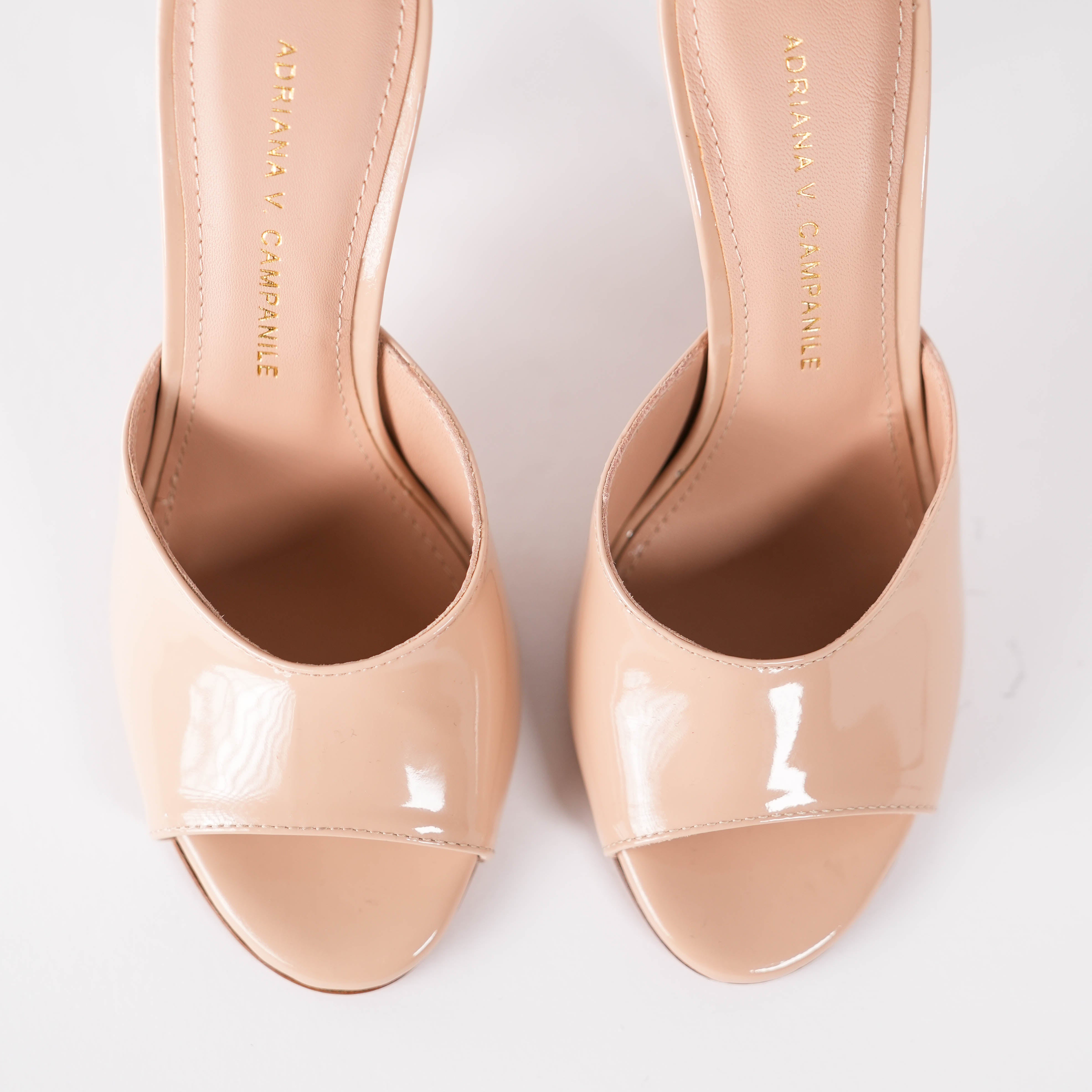 MULES 100 VER NUDE